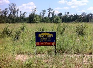 921 Whispering Pine Ln, Lufkin, TX 75901