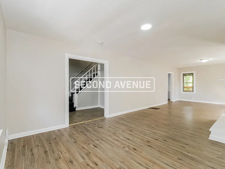 2723 Park Ave — Photo 3