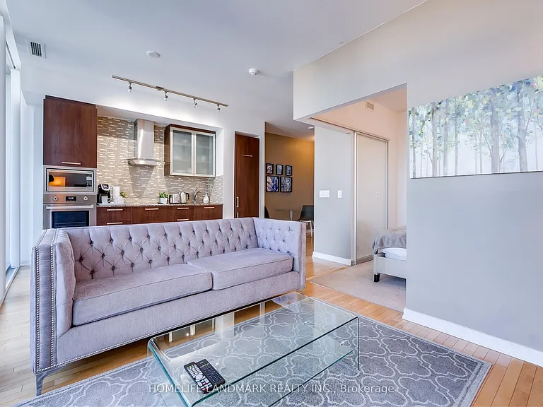 14 York St #1807 — Photo 10