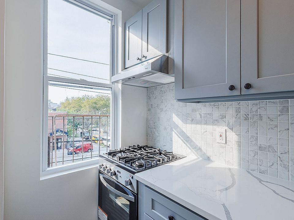 1st image of 21-02 30th Ave #4