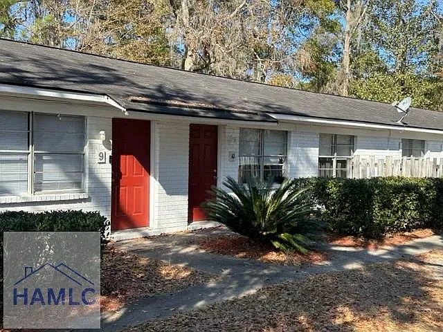 1 bed, 1.0 bath, 500 sqft, $925 — Photo 2