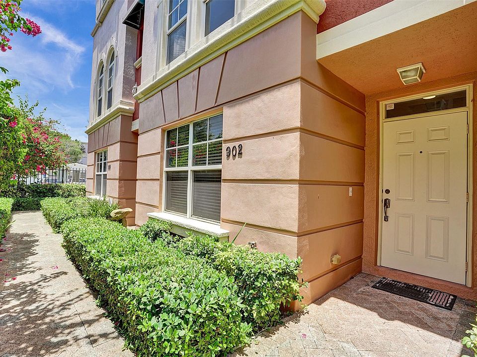 1st image of 1033 NE 17th Way #902