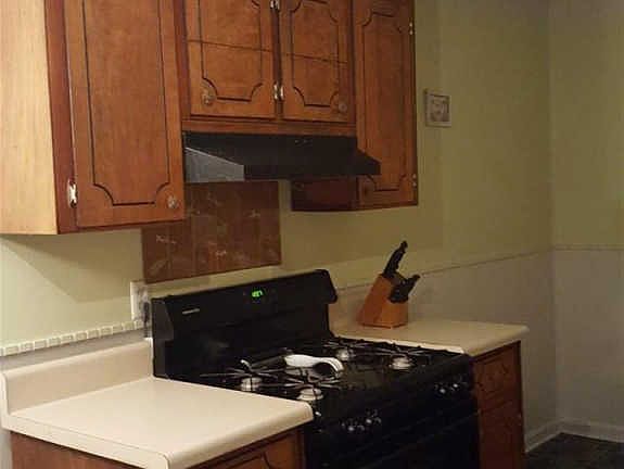 5th image of 1705 Molly Dr