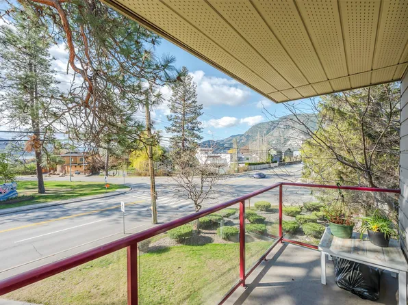 110 Skaha Pl #303, Penticton, BC V2A 7L1