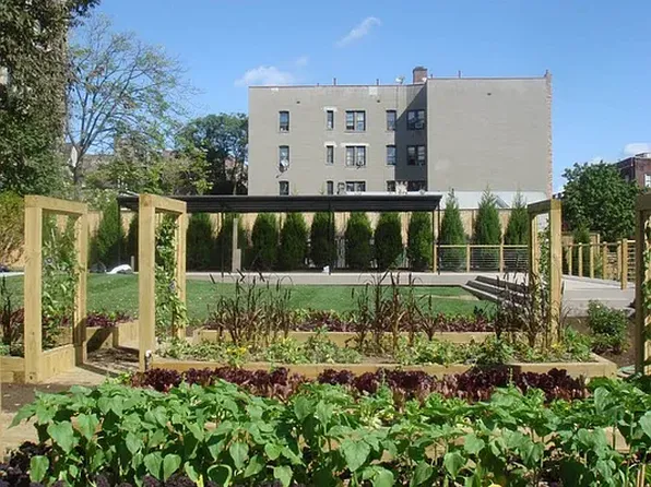 1045 Anderson Avenue image 9 of 11