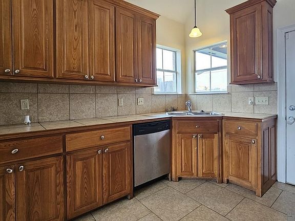 5th image of 3689 Ramey Dr