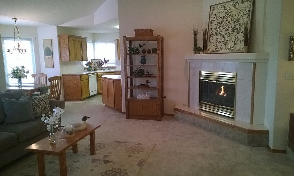 1st image of 2737 S Sunnybrook Ln