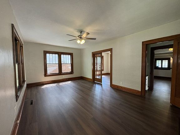 4th image of 1119 S Macarthur Blvd