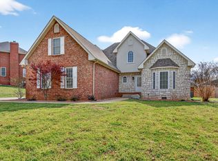 638 Potomac Dr, Clarksville, TN 37043