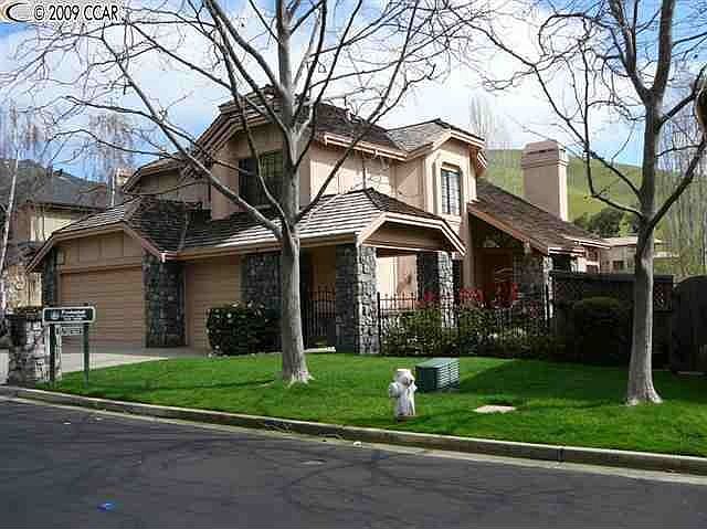 1st image of 3120 Fox Creek Dr