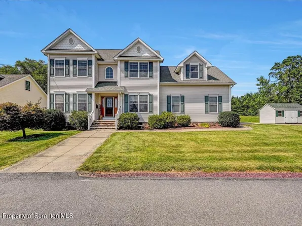 428 N River St, Olyphant, PA 18447