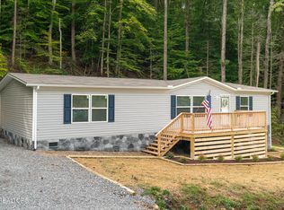 1431 Blue Springs Way, Newport, TN 37821