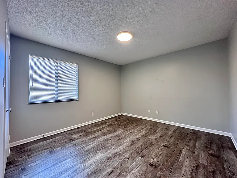 814 Twin Oaks Way #315 — Photo 7