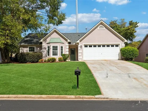 1425 Wheatfield Dr, Lawrenceville, GA 30043