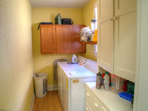 5th image of 2711 E Boulder St