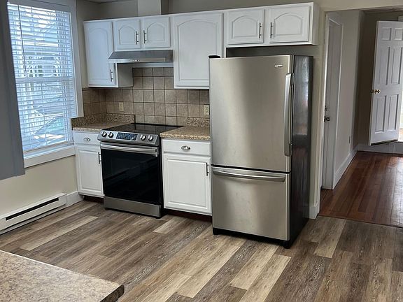5th image of 36 E Bowery St #1