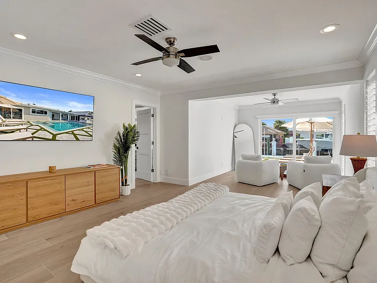 885 Nafa Dr — Photo 54