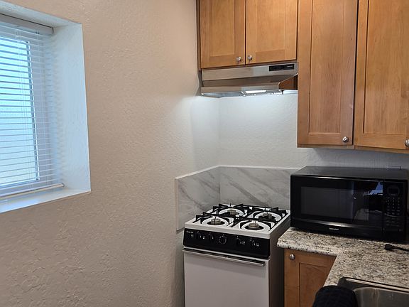 2nd image of 14888 Bronson Ave #B