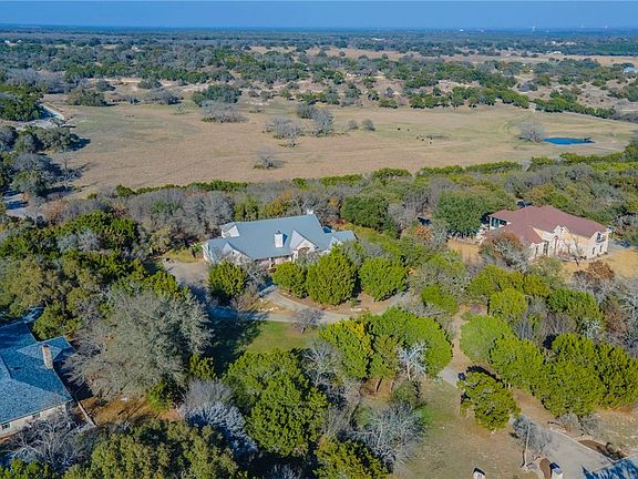 2nd image of 101 Crescent Mesa