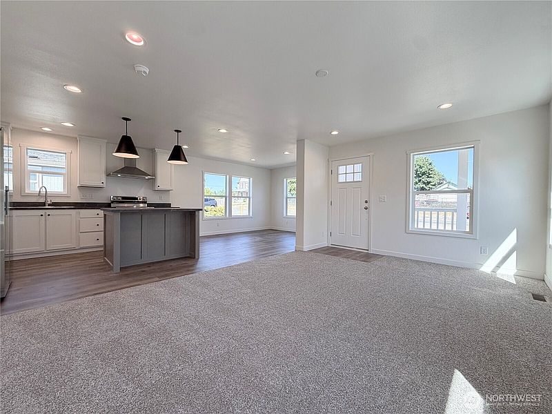 3rd image of 713 B Street