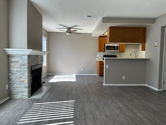 2nd image of 6202 Fulton Ave #206
