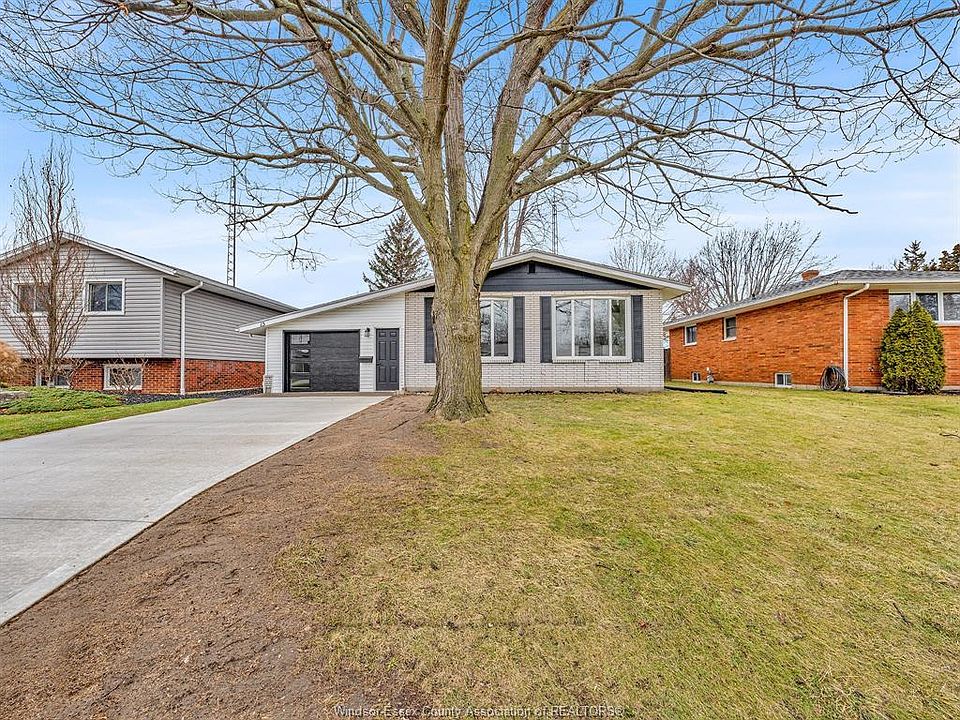 1st image of 15 Longfield Ln