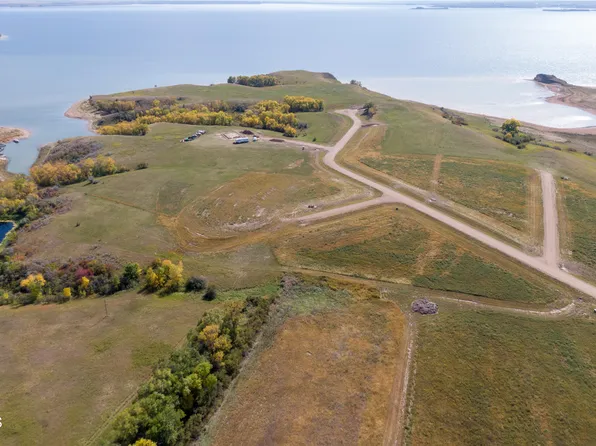 1260 42l Ave, Garrison, ND 58540