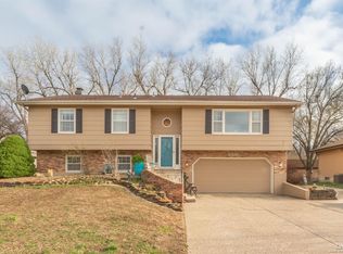 2320 Northwood Ln, Salina, KS 67401