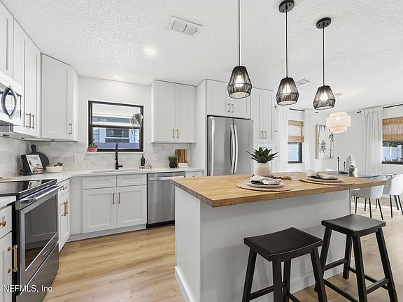 5th image of 438 6TH Avenue S