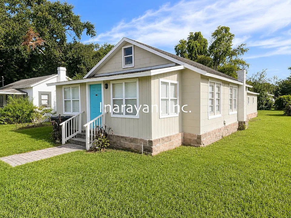 821 W Kaley Ave