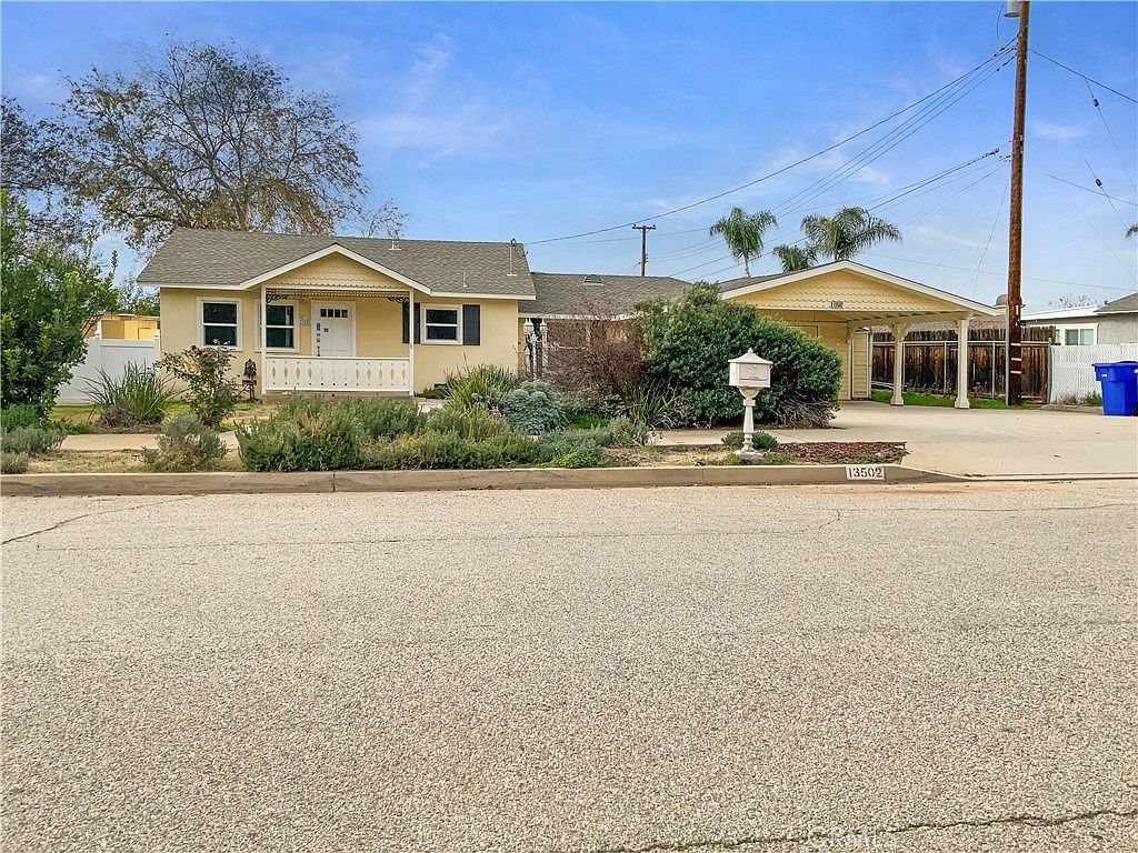 13502 Fremont St, Yucaipa, CA 92399 Zillow