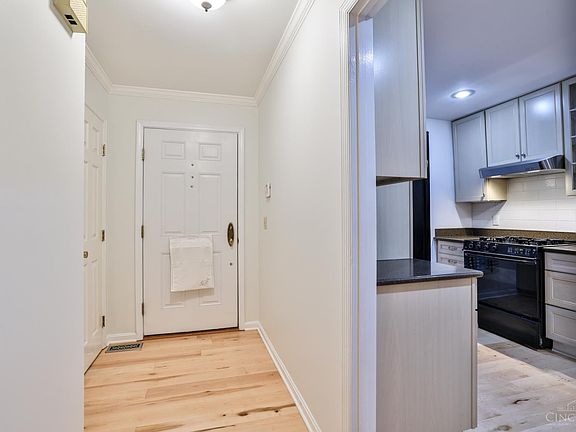 4th image of 3645 Herschel Ave