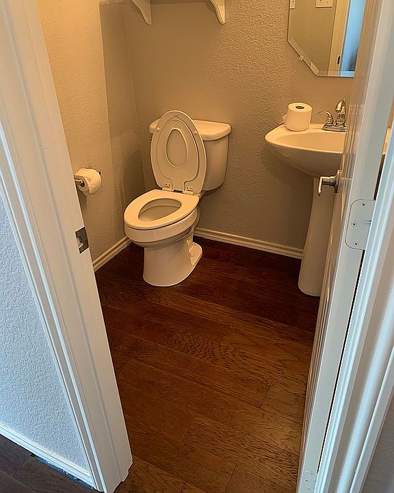 1st image of 10013 Tulare Ln
