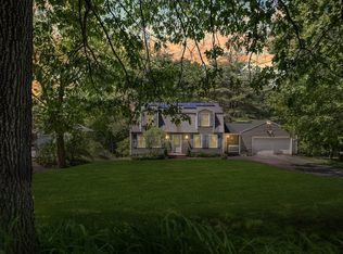311 Johnny Appleseed Ln, Leominster, MA 01453