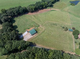 568 Tidwell Rd, Bon Aqua, TN 37025