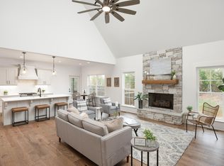 240 Goose Creek Cir, Soddy Daisy, TN 37379