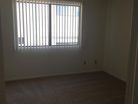 4th image of 1243 Stanley Ave APT 207