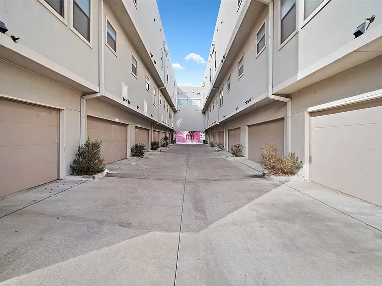 3126 Ross Ave #5 — Photo 21