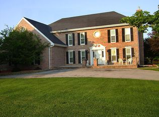 N5381 Country Aire Rd, Plymouth, WI 53073