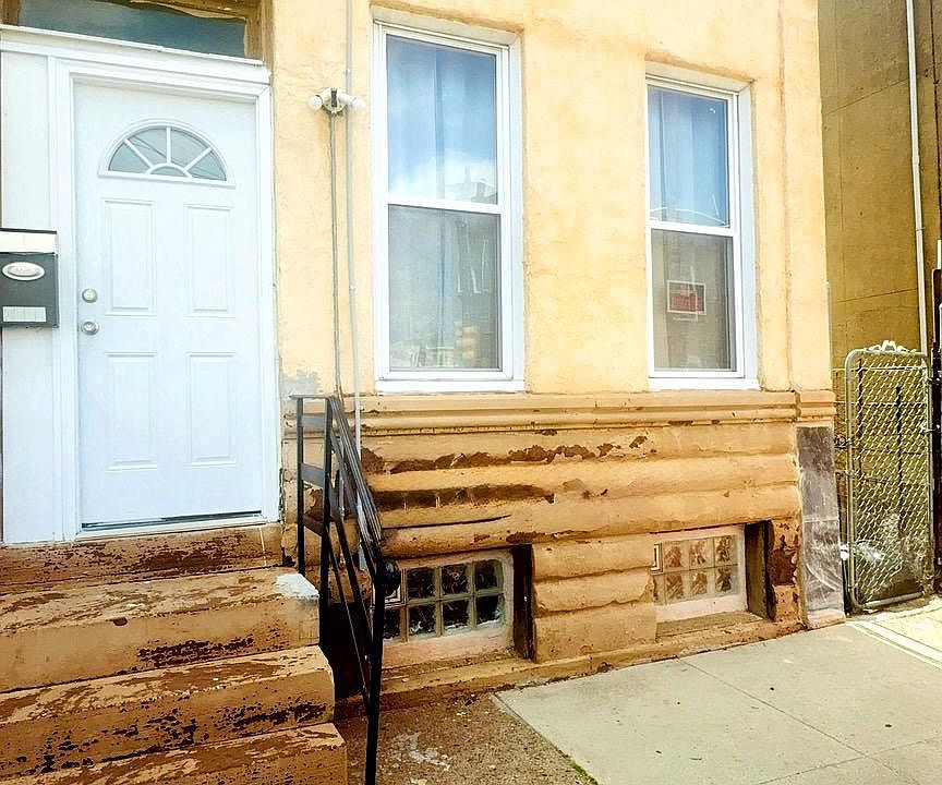 1st image of 3737 N 6th St