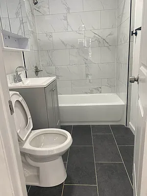 Rented by Voro, LLC | media 19