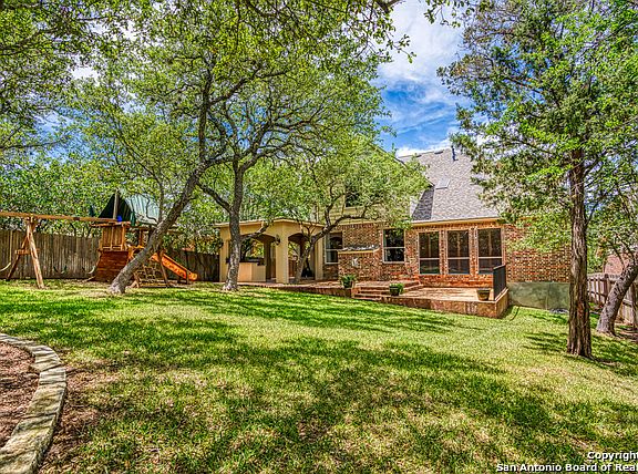 2nd image of 18718 Millhollow