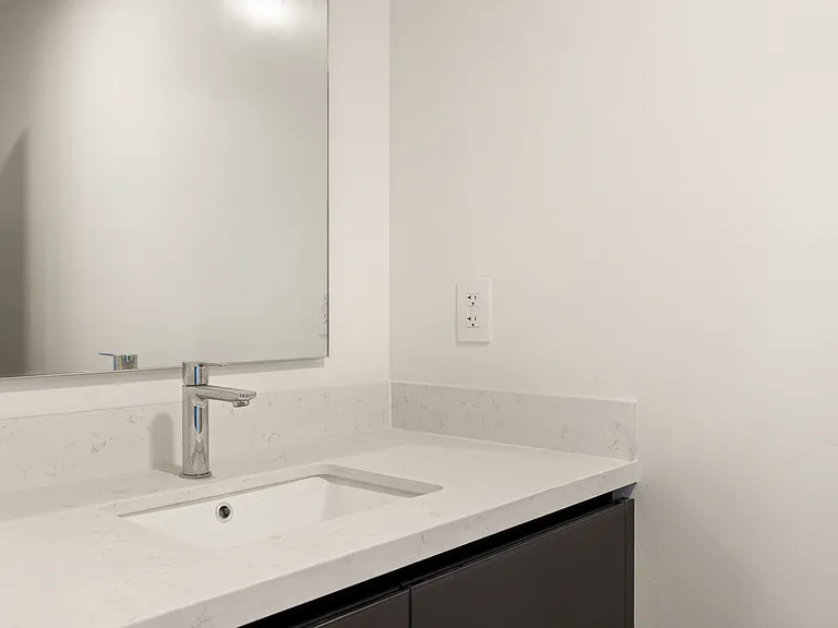 39 S Los Robles Ave #1505 — Photo 12