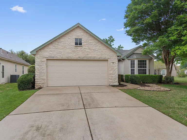 109 Anemone Cir — Photo 4