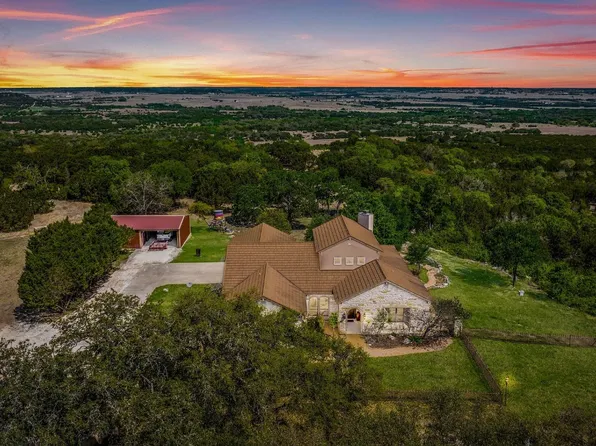 19640 Farm Road 219, Cranfills Gap, TX 76637