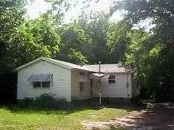 302 Augusta St, Laurens, SC 29360