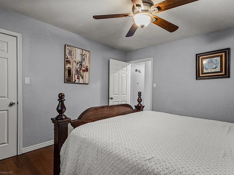 1531 Pickwick Ln — Photo 11