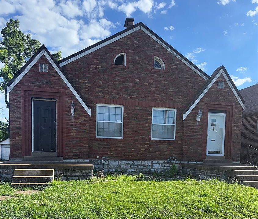 1st image of 1512 McLaran Ave