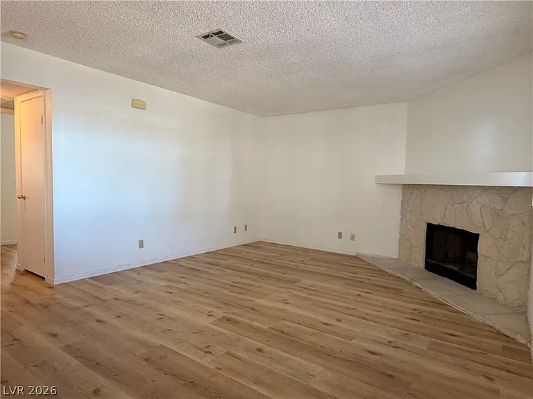 7933 Decker Canyon Dr #101 — Photo 2