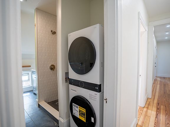 5th image of 77 Albert Ave Floor 3